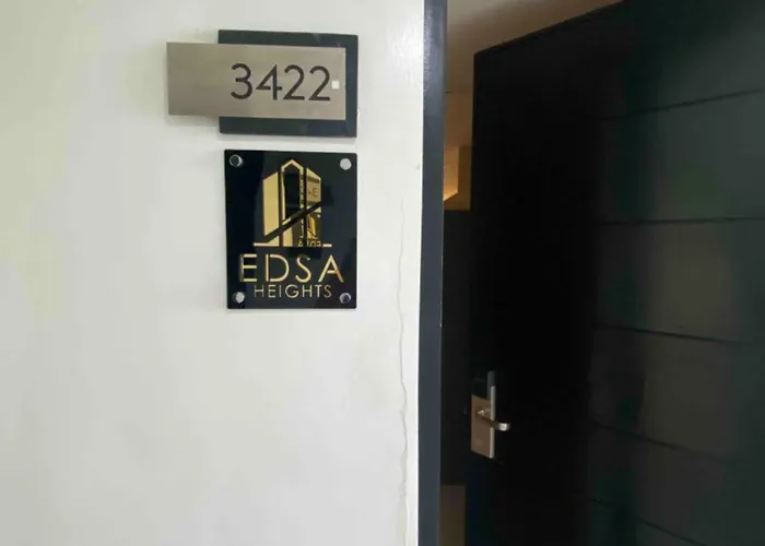 Aparthotel Edsa Heights Unit 3422 Two Br Penthouse Loft Unit Ama Tower Residences