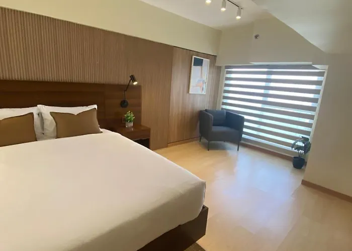 Aparthotel Edsa Heights Unit 3422 Two Br Penthouse Loft Unit Ama Tower Residences Manila