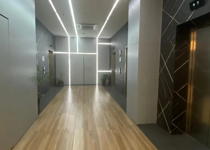 Edsa Heights Unit 3422 Two Br Penthouse Loft Unit Ama Tower Residences 3*