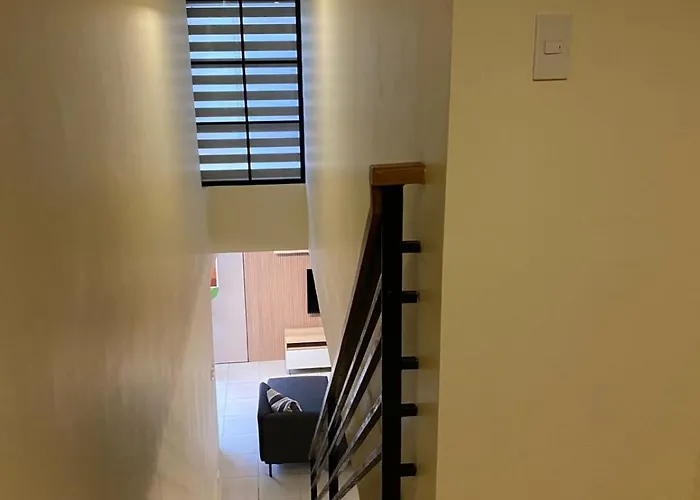 Aparthotel Edsa Heights Unit 3422 Two Br Penthouse Loft Unit Ama Tower Residences 3*