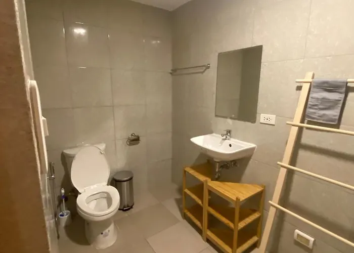 Edsa Heights Unit 3422 Two Br Penthouse Loft Unit Ama Tower Residences 3*